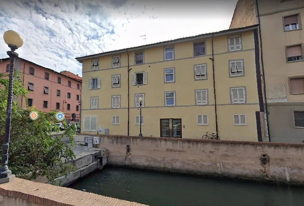 49A House Apartment Livorno